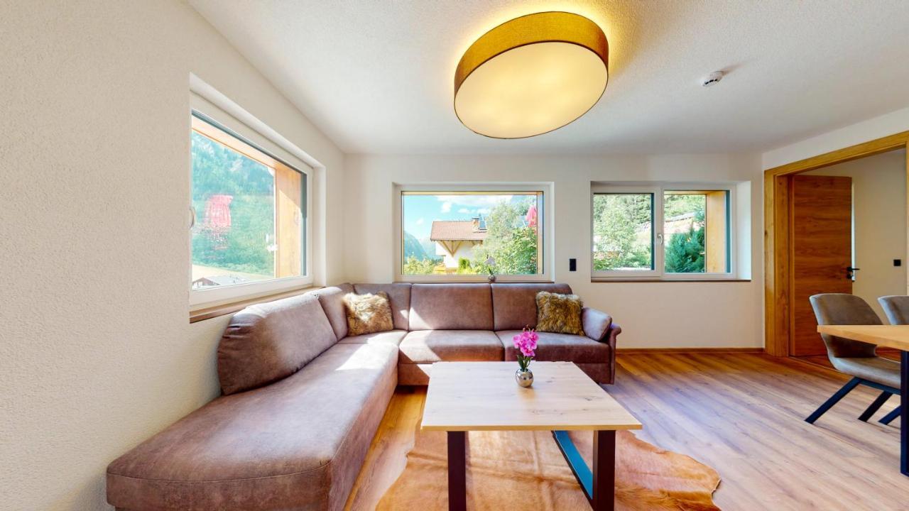 Pitzplus Appartements Sankt Leonhard im Pitztal Bagian luar foto