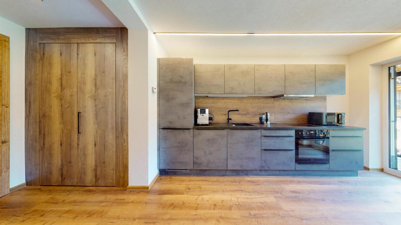 Pitzplus Appartements Sankt Leonhard im Pitztal Bagian luar foto