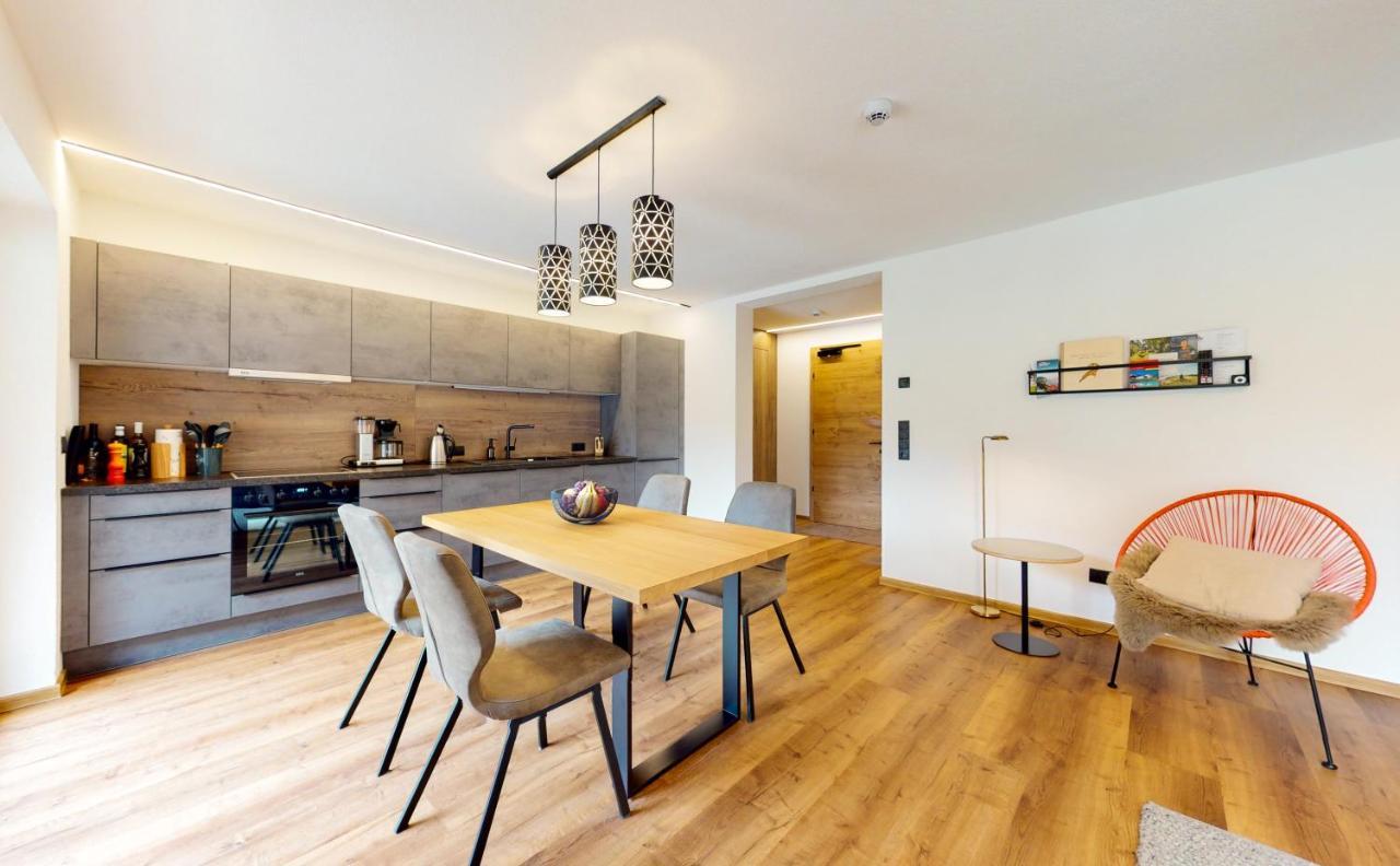 Pitzplus Appartements Sankt Leonhard im Pitztal Bagian luar foto